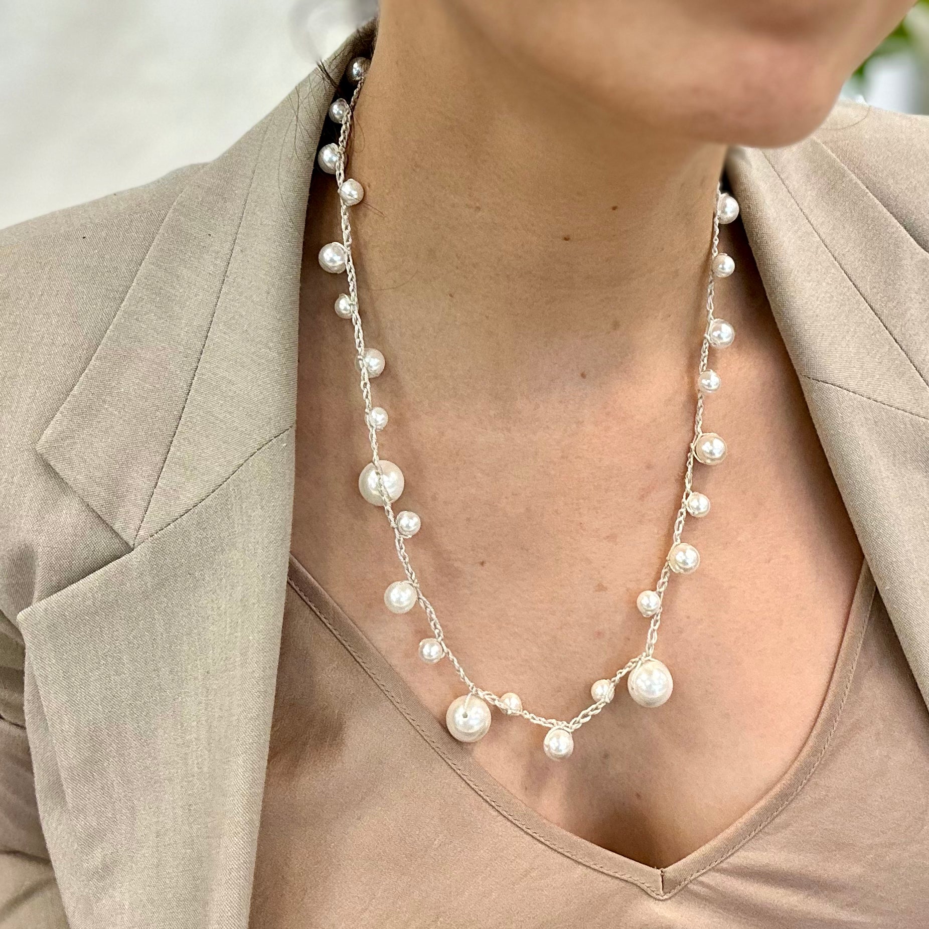 Floating Pearl Beads -  Canada